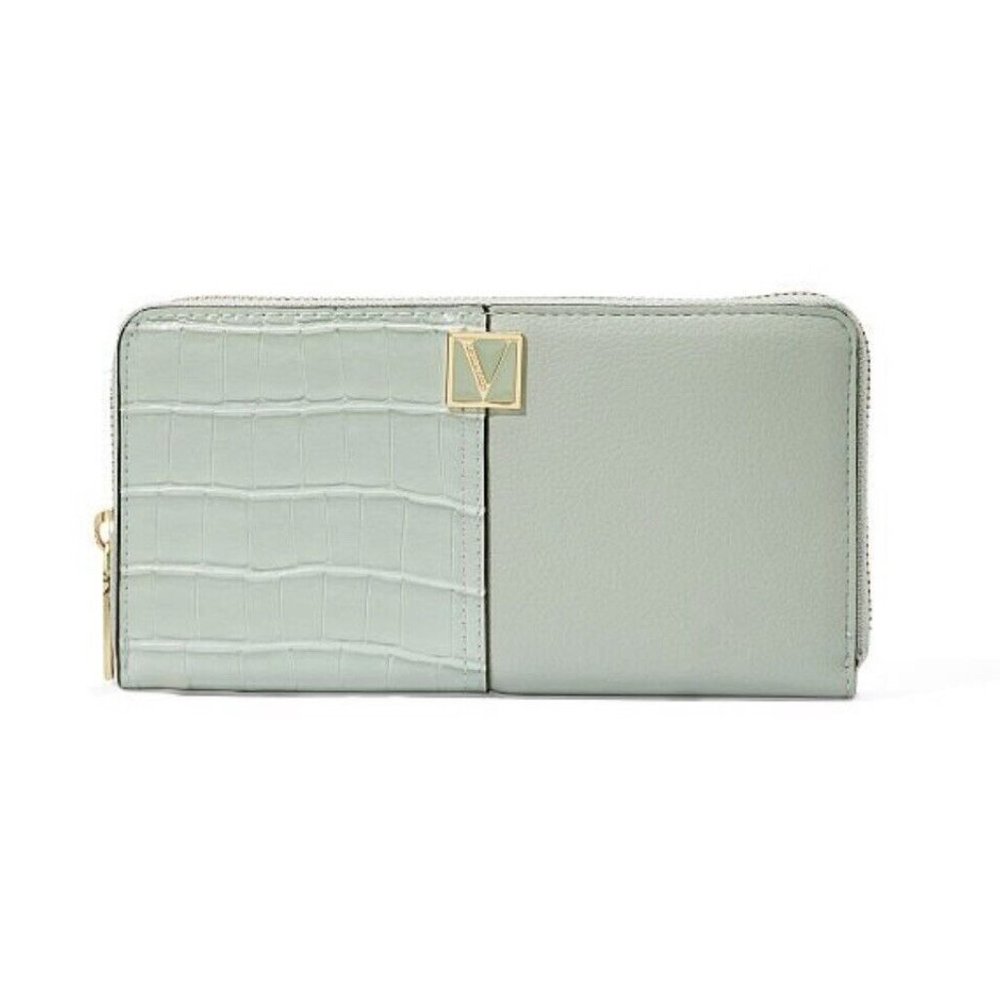 Victoria's Secret The Victoria Zip Around Leather Croc Wallet Color Palm L NWT